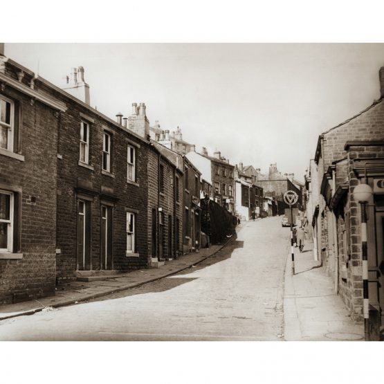 Waingate, Berry Brow